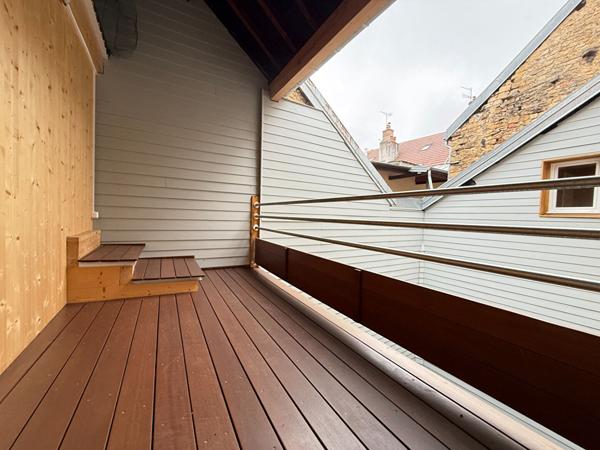 Appartement - 5 pièces - 142 m²