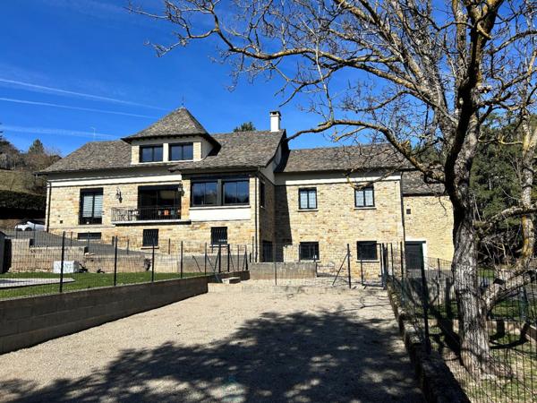 Propriété d’exception – 274 m² habitables + 459 m² de dépendances