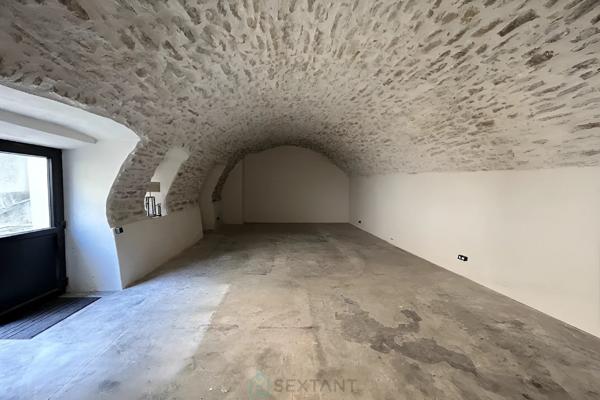 Propriété d’exception – 274 m² habitables + 459 m² de dépendances