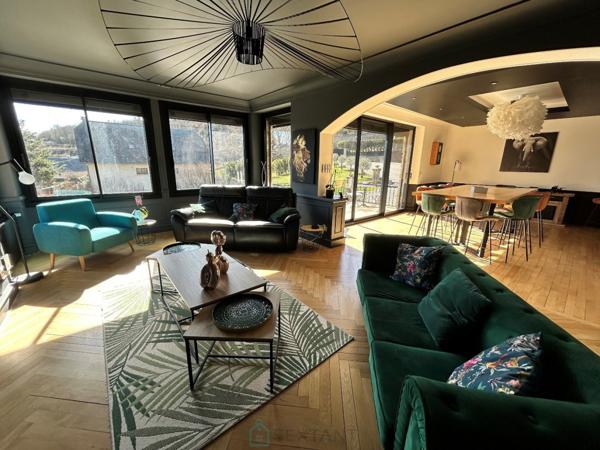 Propriété d’exception – 274 m² habitables + 459 m² de dépendances