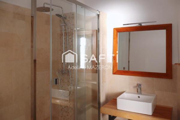 Quartier Ste Anne, limite quartier Le Claret - Vue sur le Parc des Lices