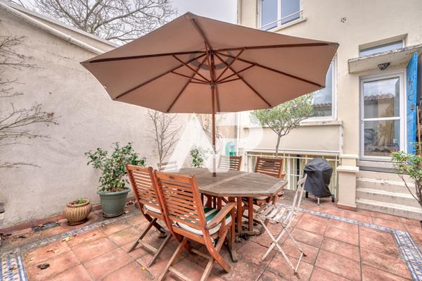 Maison Rueil Malmaison 8 pièce(s) 179.04 m² €930 800 ** - Référence 19442