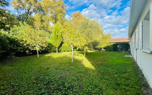 Maison à vendre    5 pièces •  Dax