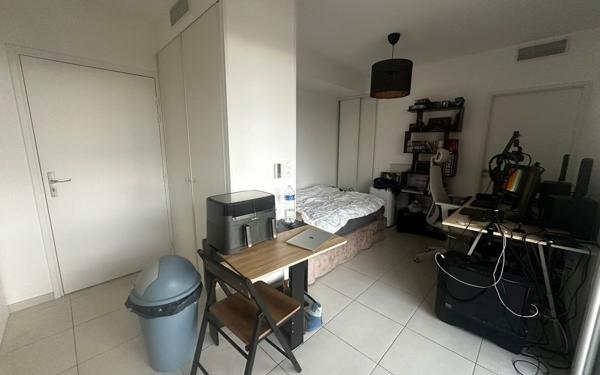 Appartement à louer    1 pièce • 24,78 m2 Castelnau-le-Lez