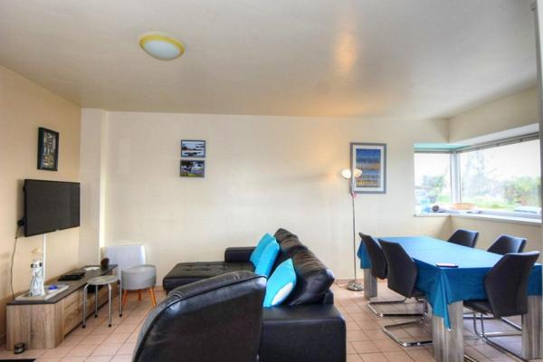 Appartement  T3  de 50 m2. Belle vue mer de toutes les pièces