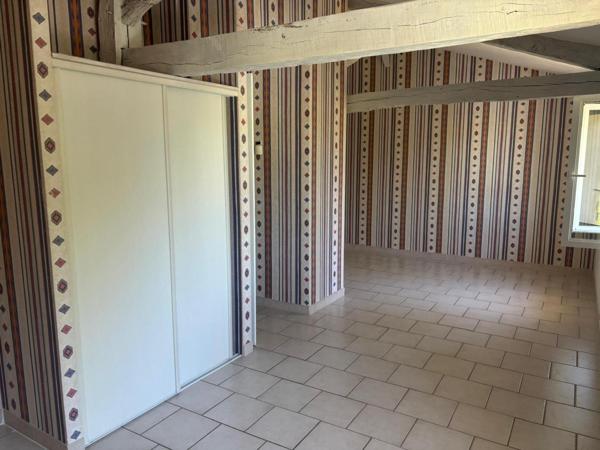 Maison familiale 7 pièces avec piscine et jardin