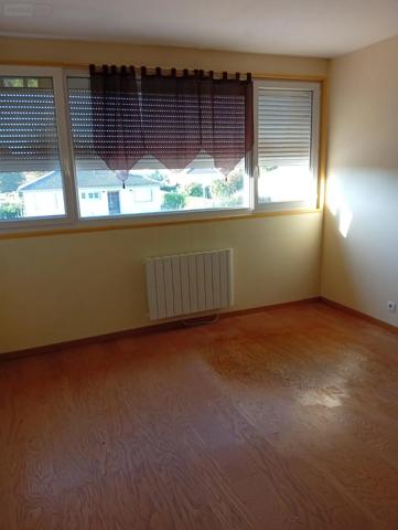 Location - Appartement Saint-Ouen-de-Thouberville 27310 3 pièces 70 m 2