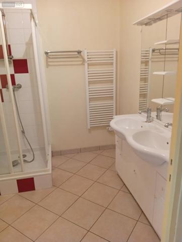 Location - Appartement Saint-Ouen-de-Thouberville 27310 3 pièces 70 m 2