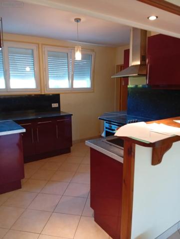 Location - Appartement Saint-Ouen-de-Thouberville 27310 3 pièces 70 m 2