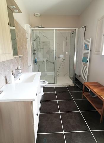 Longère avec gîte indépendant et dépendances