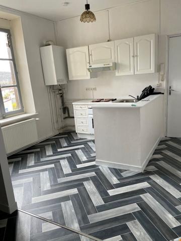 JOEUF 4 pièce(s) 73.33 m2