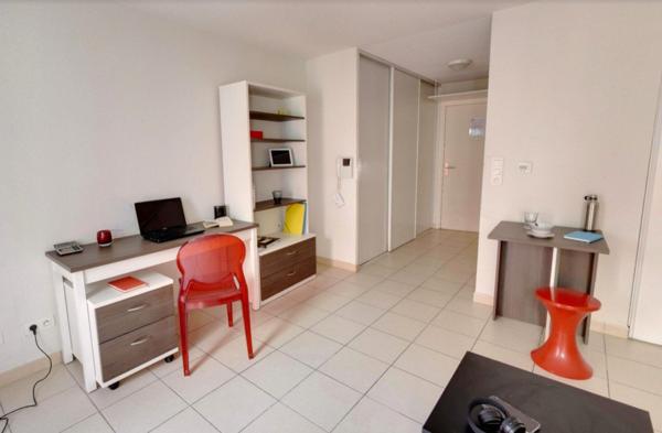 INVESTISSEMENT LOCATIF – MARSEILLE – Résidence étudiante Les Estudines Castellane - 4,5 % de rentabilité