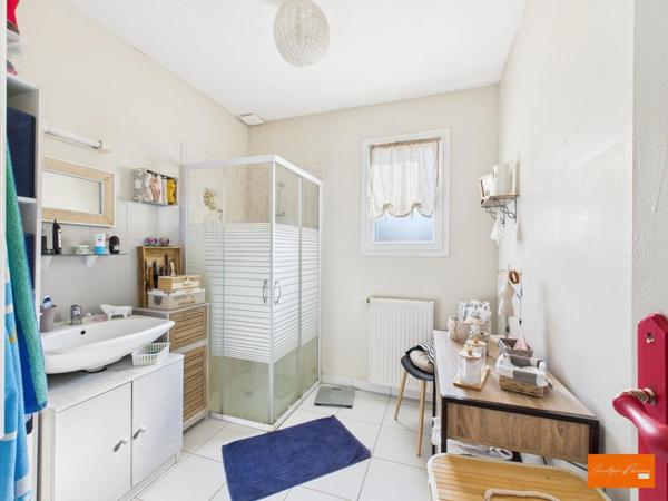 Charmant Pavillon de Plain-Pied – 70 m² – Terrain de 890 m²