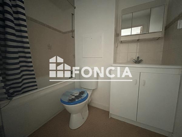 Location Studio 22.23 m² - 58, ROUTE DE GENCAY Poitiers 86000