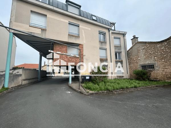 Location Studio 22.23 m² - 58, ROUTE DE GENCAY Poitiers 86000