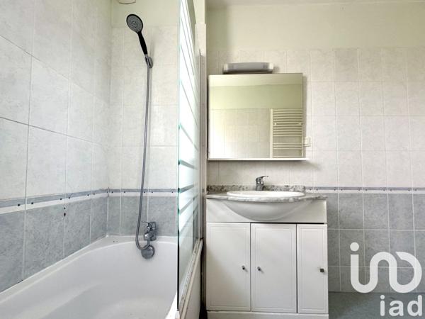 Appartement 3 pièces de 56 m² à Bain-de-Bretagne (35470)