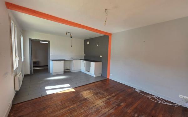 Appartement à vendre    8 pièces • 143,07 m2 Villeneuve-de-Marsan
