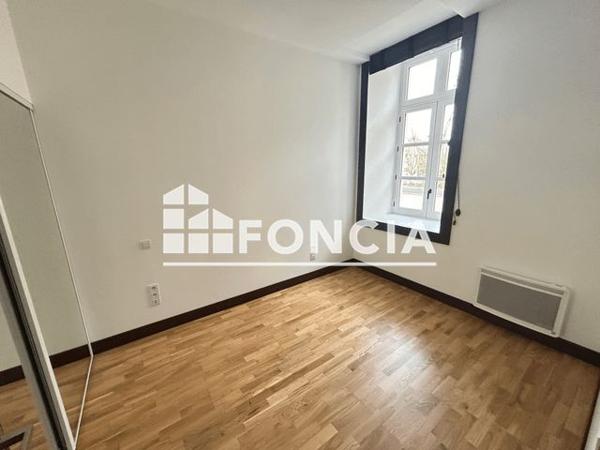 Location Appartement 2 pièces 47.9 m² - 10 QUAI AUX VIVRES - C106 Rochefort 17300