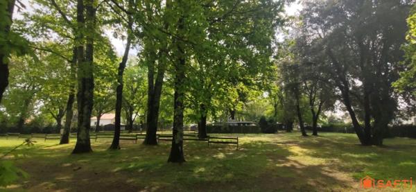 Terrain de Loisirs en Bord de Mer avec Potentiel Touristique