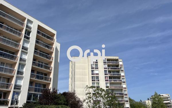 Appartement à vendre    4 pièces • 87,56 m2 Maurepas