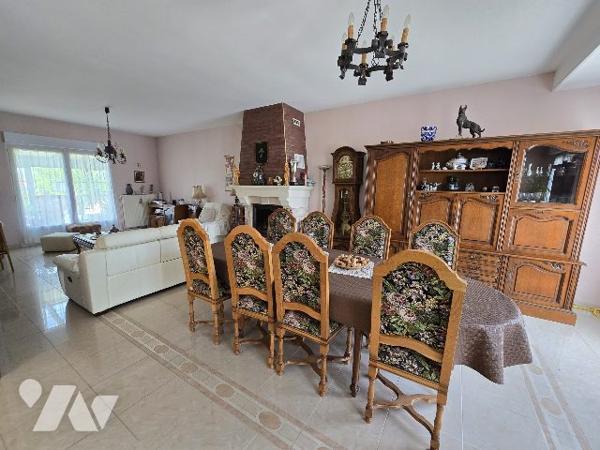 Pavillon - ORIGNY-STE-BENOITE.