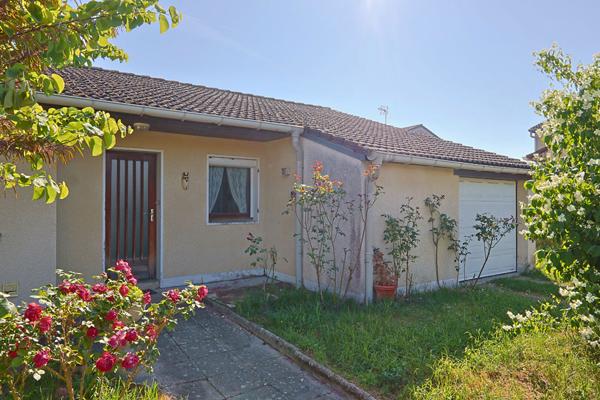 Maison Nevers 3 chambres avec garage, quartier calme, commerces et écoles