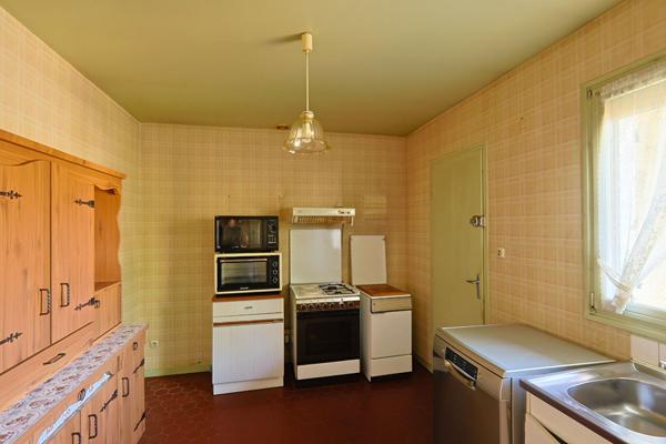 Maison Nevers 3 chambres avec garage, quartier calme, commerces et écoles