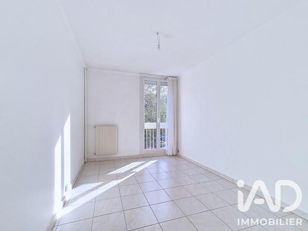 Appartement à vendre 4 pièces 85,87 m² Vitrolles