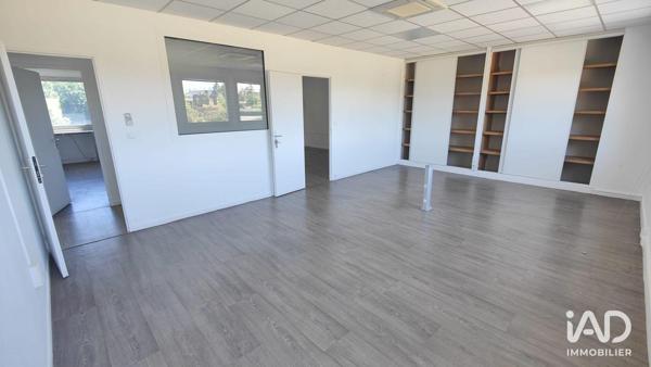 Location bureaux 365 m² La Ville-aux-Dames