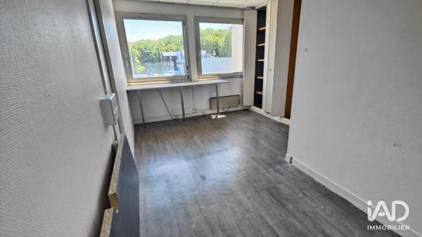 Location bureaux 365 m² La Ville-aux-Dames
