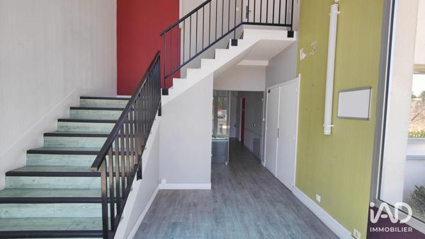Location bureaux 365 m² La Ville-aux-Dames