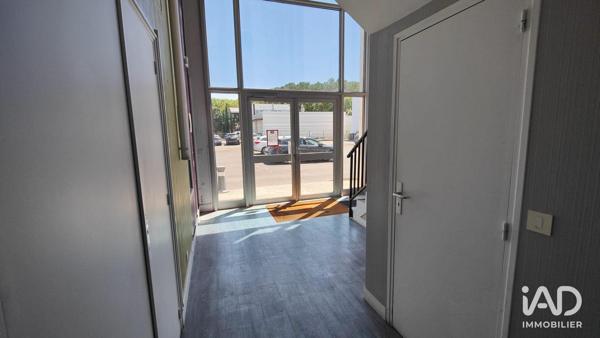 Location bureaux 365 m² La Ville-aux-Dames