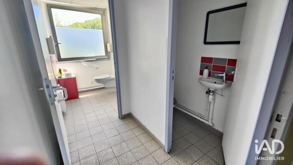Location bureaux 365 m² La Ville-aux-Dames