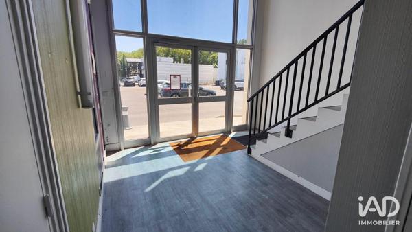 Location bureaux 365 m² La Ville-aux-Dames