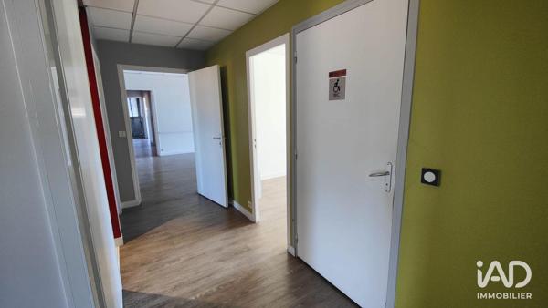 Location bureaux 365 m² La Ville-aux-Dames