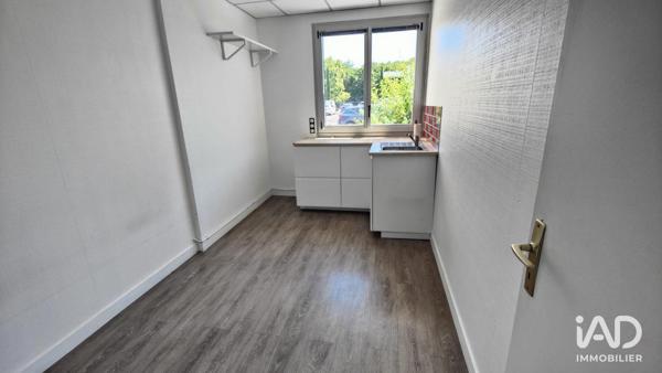 Location bureaux 365 m² La Ville-aux-Dames