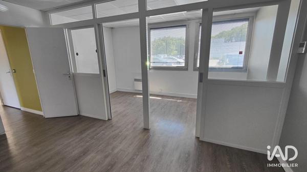 Location bureaux 365 m² La Ville-aux-Dames
