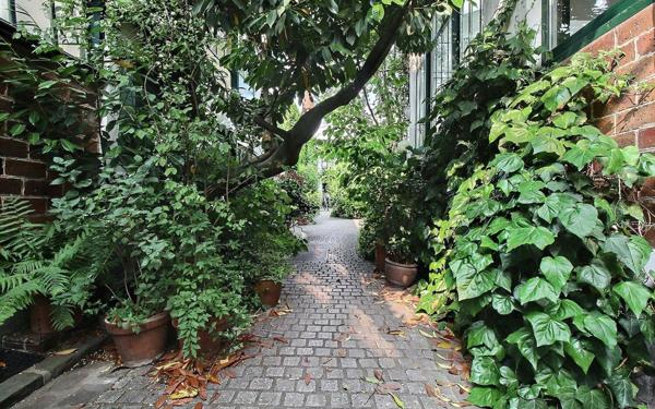 Appartement à vendre    2 pièces • 48,25 m2 Paris 6