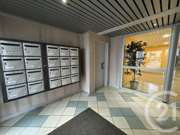 Appartement F4 à vendre  4 pièces - 77,75 m2 BESANCON - 25