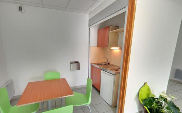 INVESTISSEMENT LOCATIF – Clermont-Ferrand – Résidence Étudiante Stud'City Boris Vian - 5,05% de rentabilité