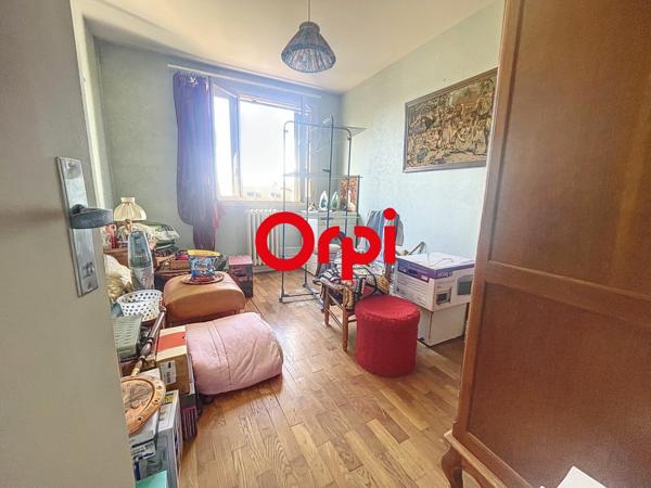 Appartement à vendre    5 pièces • 69,34 m2 Montluçon