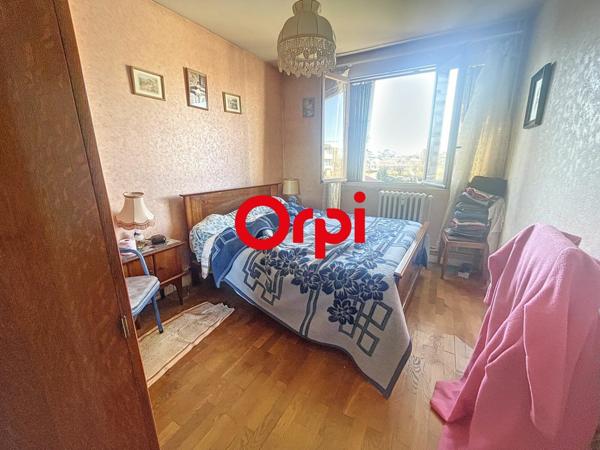 Appartement à vendre    5 pièces • 69,34 m2 Montluçon