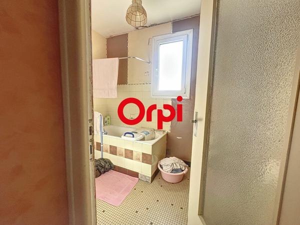 Appartement à vendre    5 pièces • 69,34 m2 Montluçon