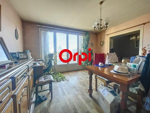 Appartement à vendre    5 pièces • 69,34 m2 Montluçon