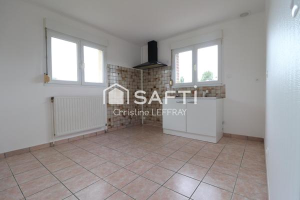 Au calme, Pavillon 5 chambres avec jardin.