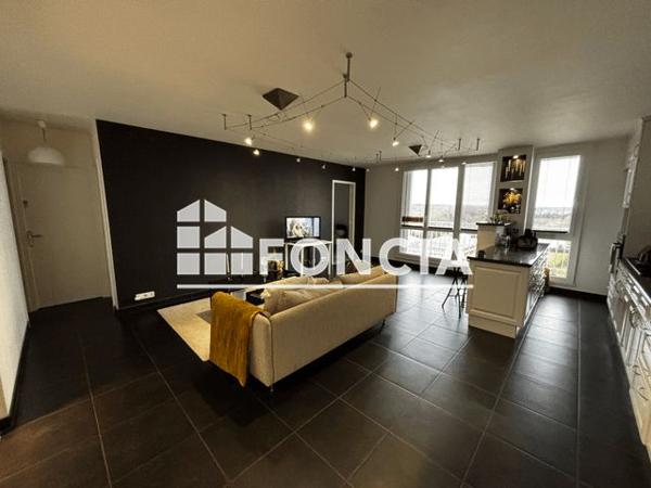 Location Appartement 4 pièces 71.04 m² - 49 RUE BLANQUI Saint Pierre Des Corps 37700