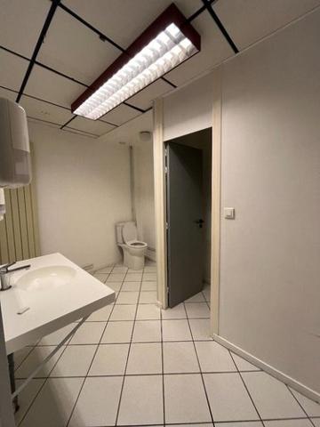 Divers à louer à Montfort-sur-Meu en Ille-et-Vilaine (35160), ref : 048-L1273