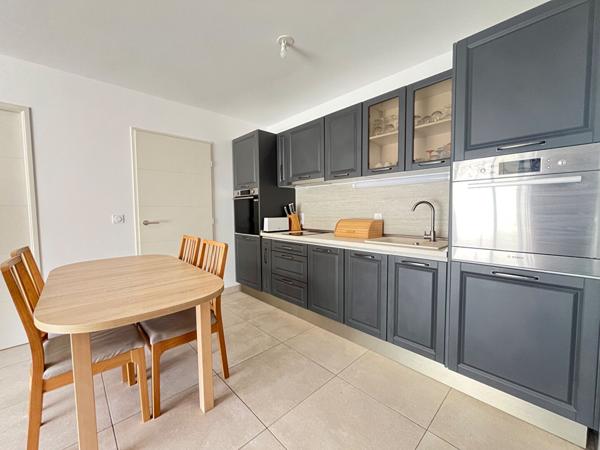 Appartement Saint Laurent Du Var 4 pièce(s) 82 m2