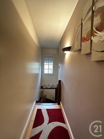 Maison à vendre  6 pièces - 210,47 m2 CHEF BOUTONNE - 79