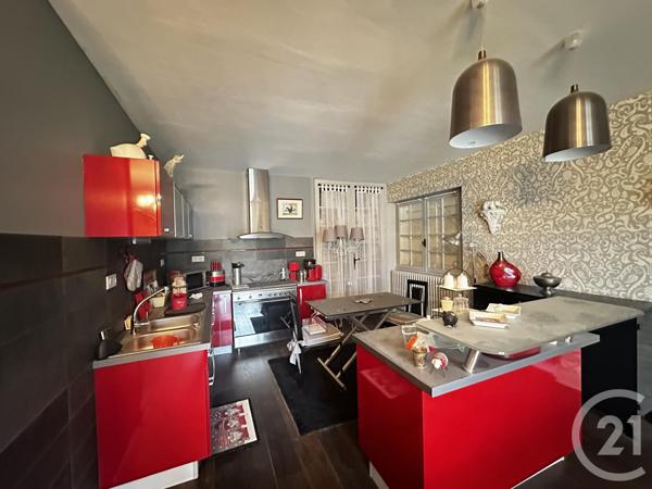 Maison à vendre  6 pièces - 210,47 m2 CHEF BOUTONNE - 79